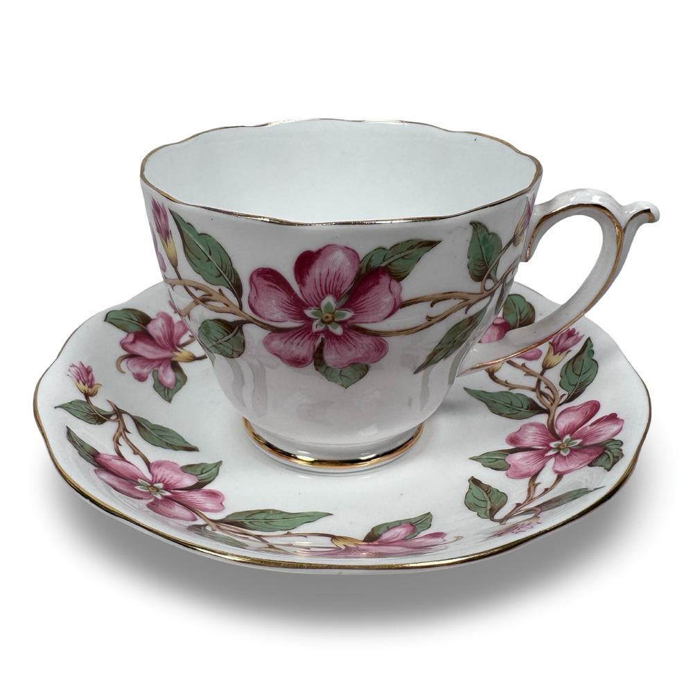 Vintage Roslyn Nu-Era Teacup & Saucer Periwinkle Floral Gold Trim Bone China